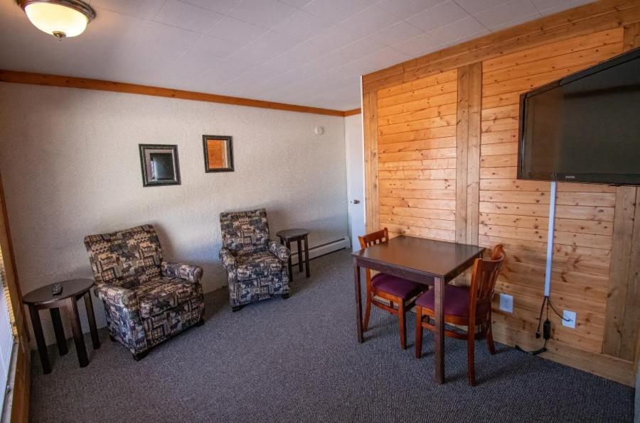 The Superior Motel Munising Exterior photo